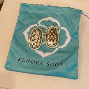 💛Gold Filigree Kendra Scott Danielle Earrings